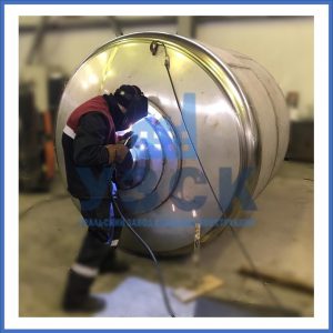 Купить баки и ёмкости из нержавеющей стали от завода УЗСК в Омске